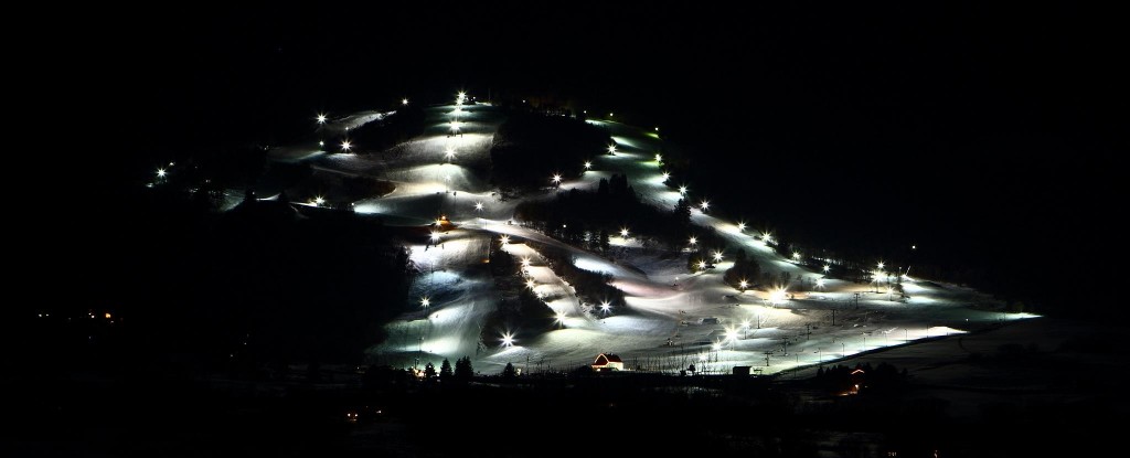 wolfmountainnightshot