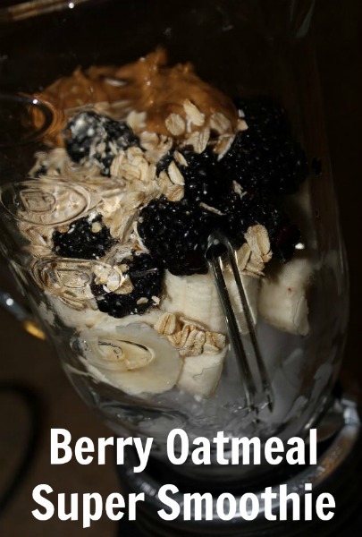 Berry Oatmeal Super Smoothie