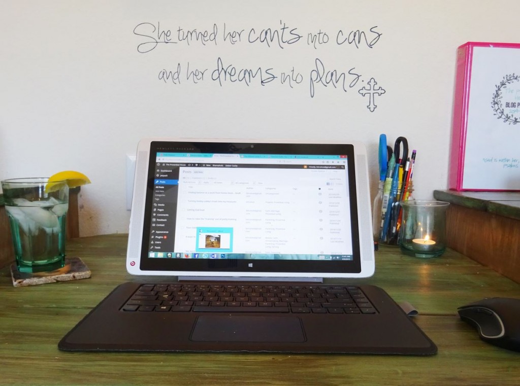 A Day in the Life of a Blogger